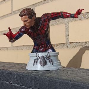 Busto Spiderman Tom Holland